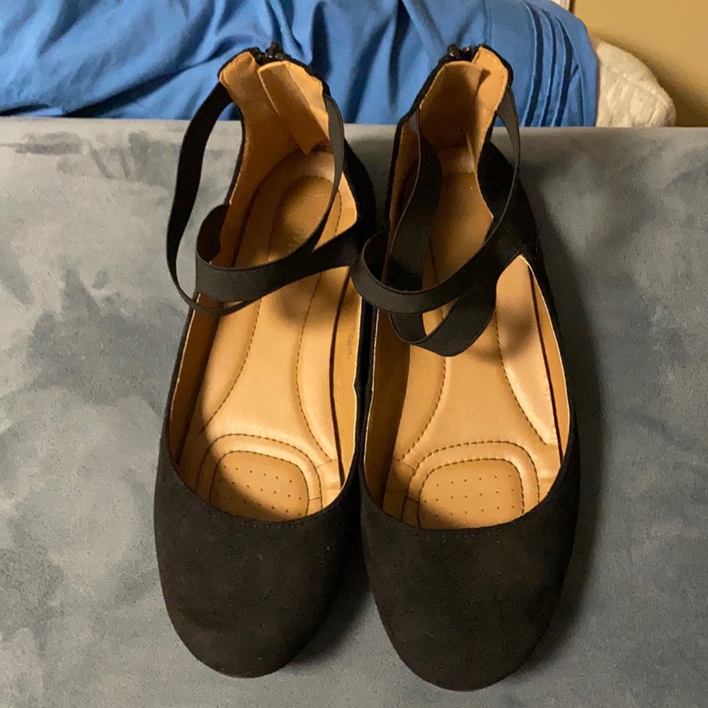 Black flats